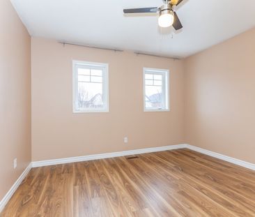 For Lease - 159 Harrongate Place, Whitby, Ontario - Photo 3