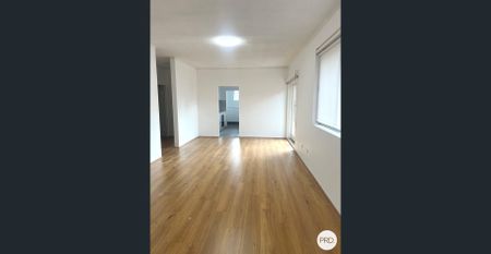 Contemporary Living - Photo 2