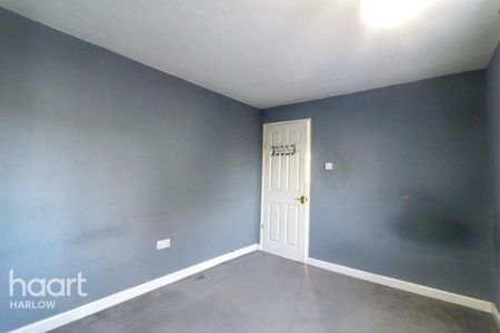 2 bedroom semi-detached house to rent - Photo 4