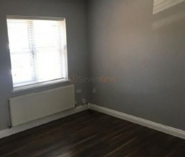 3 bedroom end of terrace house to rent - Photo 1