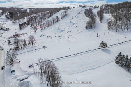 For Lease - 40 Horseshoe Boulevard Unit# 416, Oro-Medonte, Ontario - Photo 4