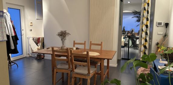 - GENT - Woning met twee slaapkamer nabij Gent Sint-Pietersstation - Photo 2