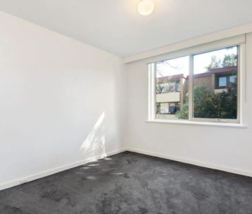 Unit 4/15 Auburn Grove, Hawthorn East. - Photo 2