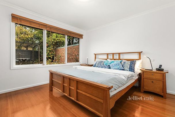 22 Greenways Road, Glen Waverley - Photo 1