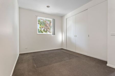 24 Andrew Street, - Photo 2