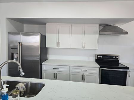 For Lease - 387 Maitland Street Unit# Upper, London East, Ontario - Photo 3