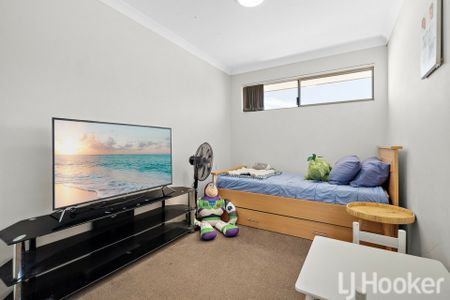 Fresh Stylish Apartment � Walk to the Foreshore - Photo 2