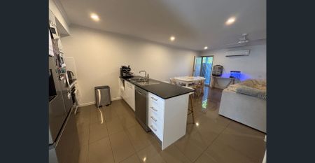 Modern & Low-Maintenance Living at 37/16 Toral Drive - Photo 4