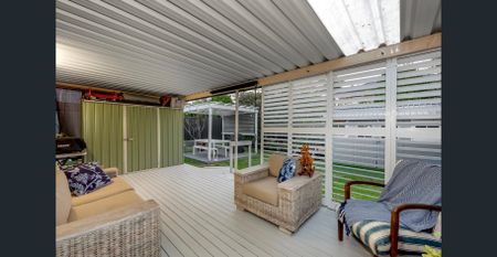 Renovated 4 Bedrooms with Extra Sunroom, BBQ Area and Shed - Photo 4