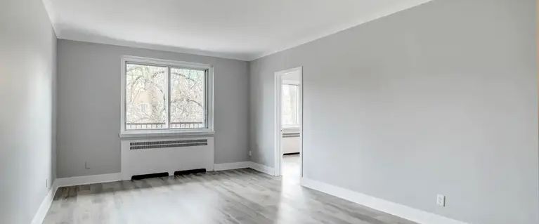 MacDonald & Clanranald Appartements | 5000 Clanranald Avenue, Montreal - Photo 1