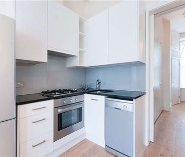 A charming one bedroom property. - Photo 5