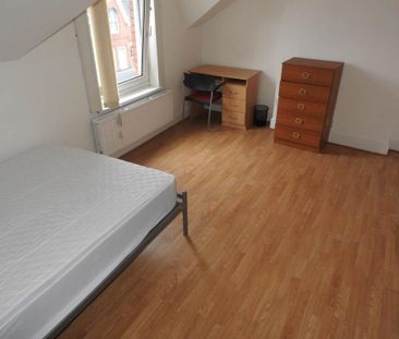 6 bedroom house to rent - Photo 4