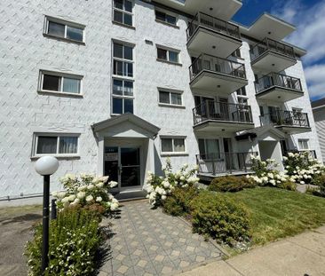 2 1/2 À Louer - Photo 3