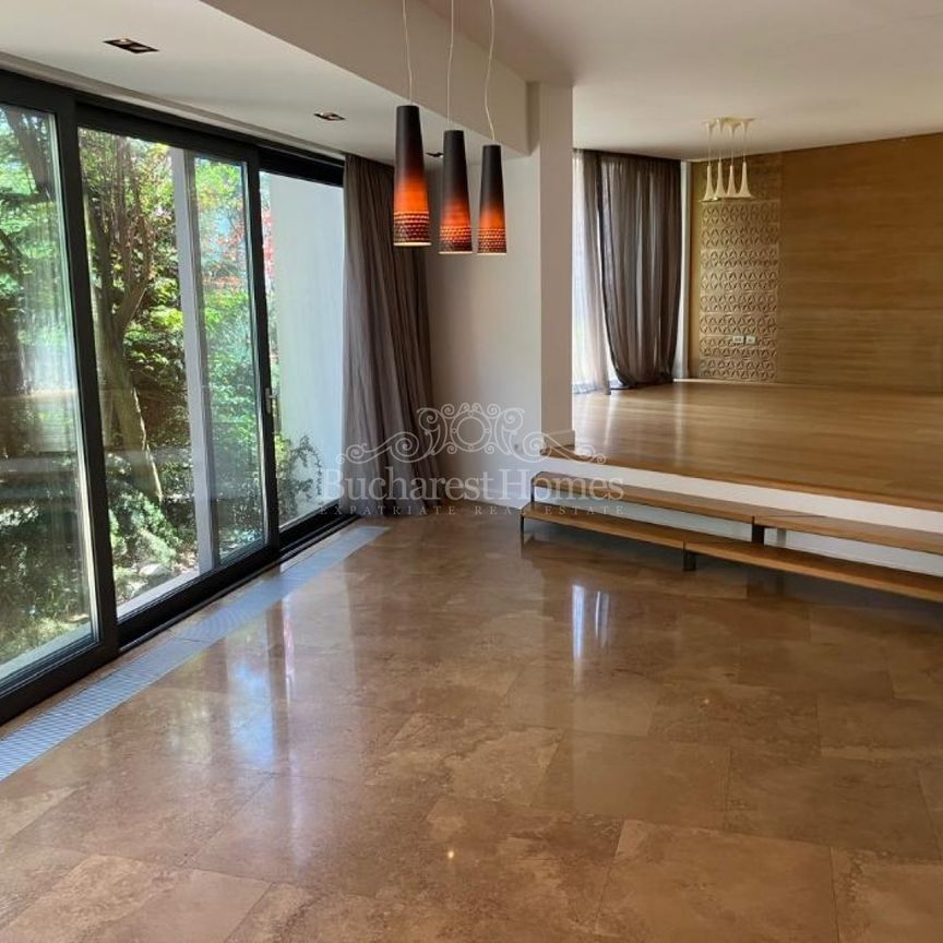 Four or Five Bedroom House with Light, Green and a Shared Spa with Pool - IBSB - Photo 1