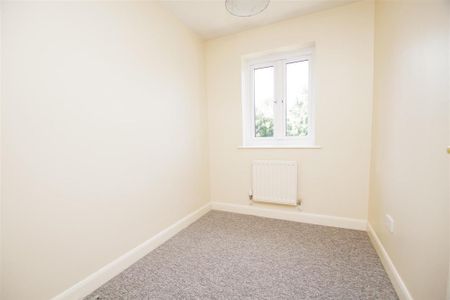 3 bedroom detached house to rent - Photo 3