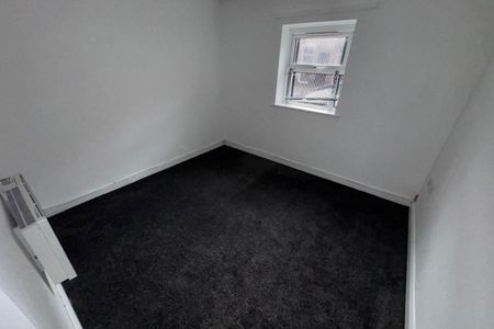 Park Street - Photo 2