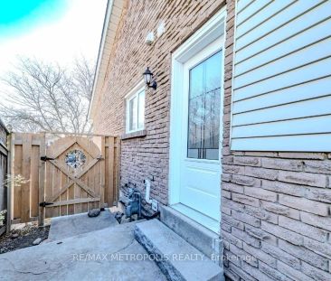 378 Daytona Court #Lower - Photo 2