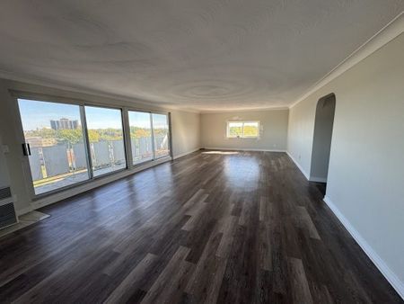 316 Westdale Ave, Unit 801, Kingston, ON - Photo 4