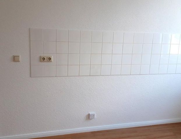 Groß, hell, 2 Zi. mit Ausblick auf den Markt! Breitbandinternet! - Photo 1