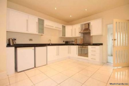 6 bedroom property to rent in Liverpool - Photo 2