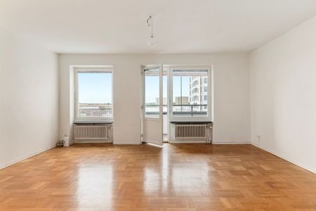 Ångermanagatan, Vällingby - Photo 2