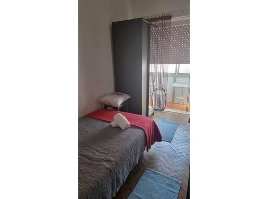 Rua Emília das Neves, Lisbon, Lisbon 1500 - Photo 1