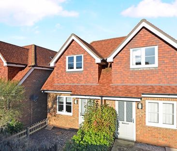 Langborough Court, Godalming, Surrey, GU7 - Photo 5