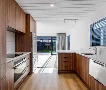 D/8 Champion Street, Edgeware, Christchurch - Photo 4