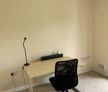 6 Bed Terraced House, Wood Mead, BS16 - Photo 5