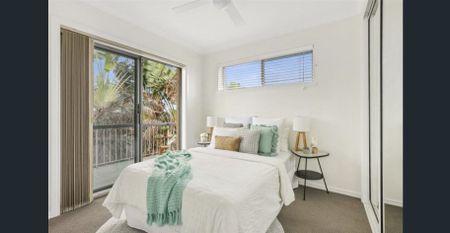 Exceptional Living - Sensational Views - Photo 2