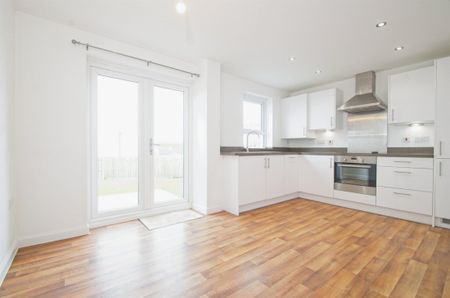 Crompton Way, Ogmore-by-Sea, BRIDGEND - Photo 4