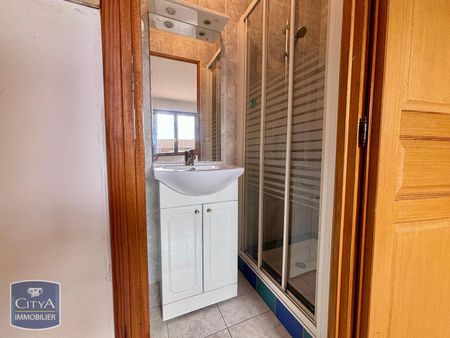 Location Maison 6 pièces 147m² GENAY 69730 - Photo 5