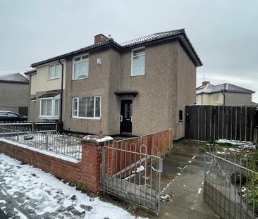 3 bedroom semi-detached house to rent - Photo 3