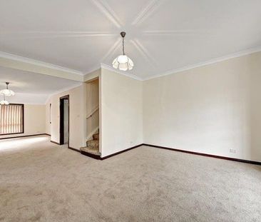 Street-frontage townhouse... - Photo 5