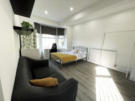 Studio to rent - Photo 4