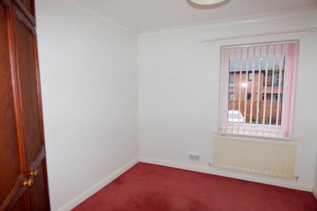 2 bed apartment to rent in Manor Court, South Shields, NE33 - Photo 5