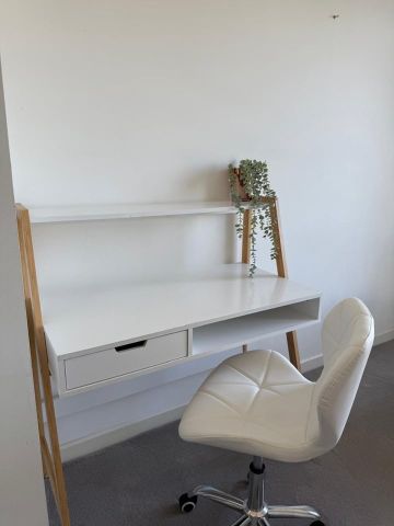 Room in a Shared Flat, Adenmore Road, SE6 - Photo 5