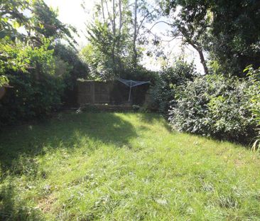 4 bedroom semi-detached house to rent - Photo 1