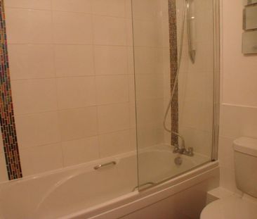 3 bedroom House To Let - Photo 5