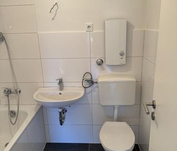 Moderne 3-Zimmer-Wohnung mit Balkon! - Photo 3