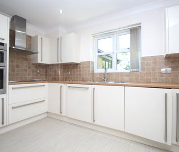 Flat to rent - Old Mill Close, Dartford, DA4 - Photo 4