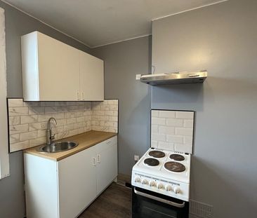 1 Bed Flat, Hothfield Road, CH44 - Photo 6