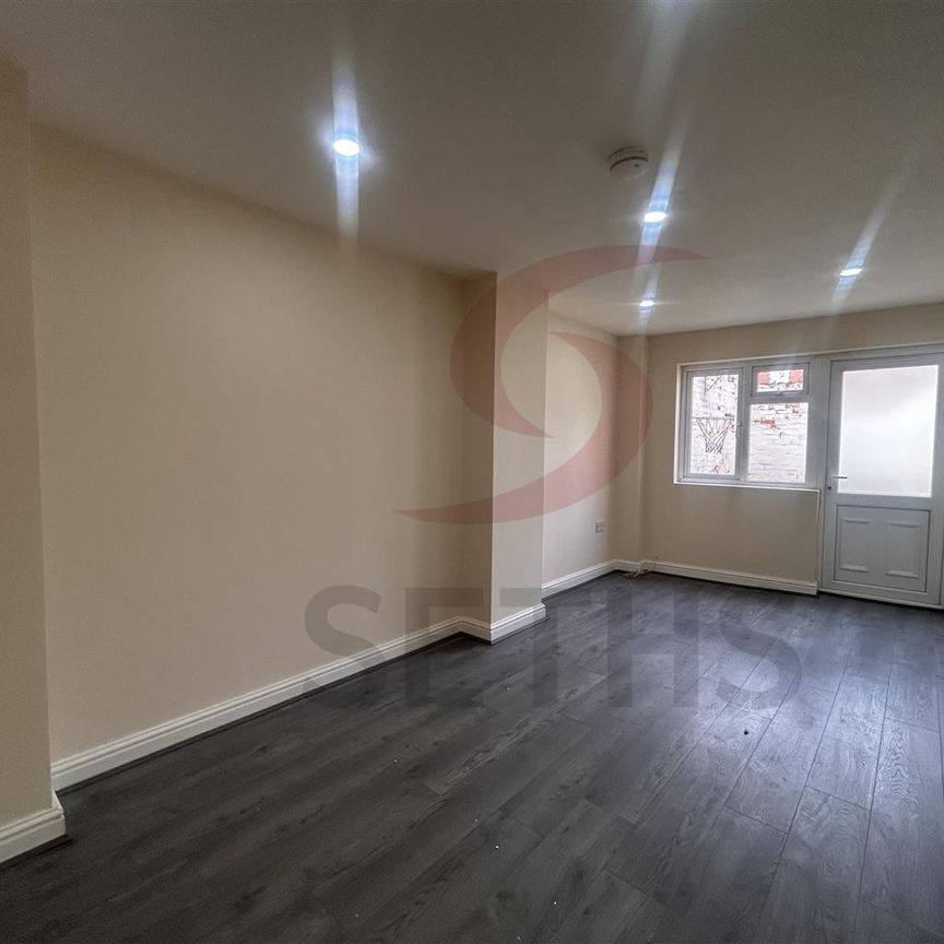 Beatrice Road, LE3, Leicester - Photo 1