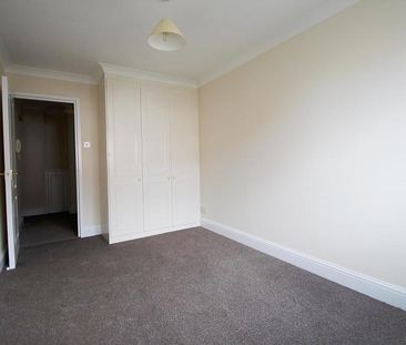 1 bedroom apartment to rent Chapel Road, Redhill - Photo 1