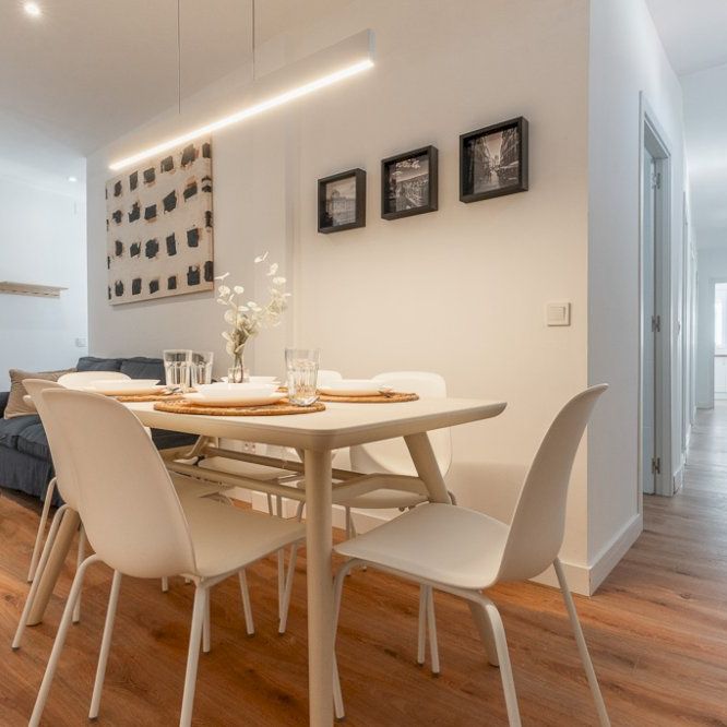 Cozy Room in the Heart of Madrid - Photo 1