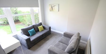 Lucas Place, Woodhouse, Leeds, LS6 2JB - Photo 3