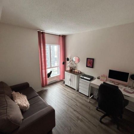 *CESSION DE BAIL* appartement 4 1/2 et deux salles de bain - Photo 4