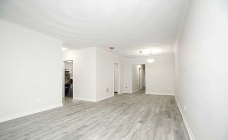 For Lease - 246 Pannahill Road Unit# 2 nd Floor, Toronto, Ontario - Photo 3