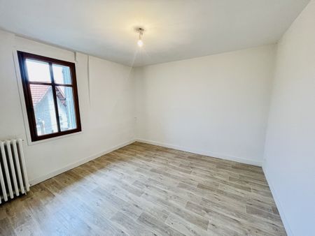 Location Appartement 3 pièces 60m² CHATELLERAULT 86100 - Photo 5