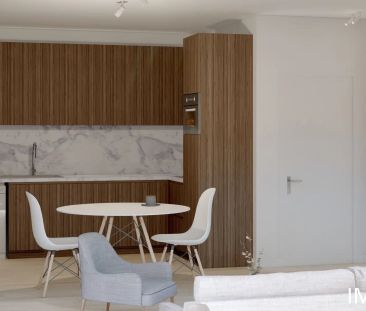 Gerenoveerde studio met aparte slaaphoek, terras en parking - Foto 4